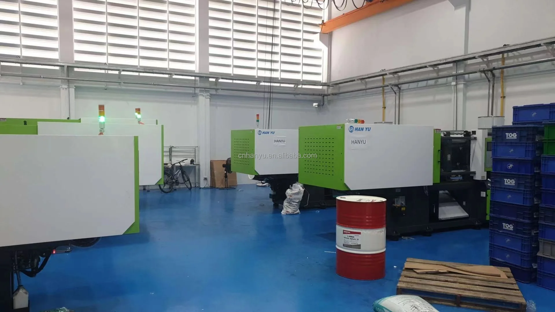 water pet preform injection (220ton)