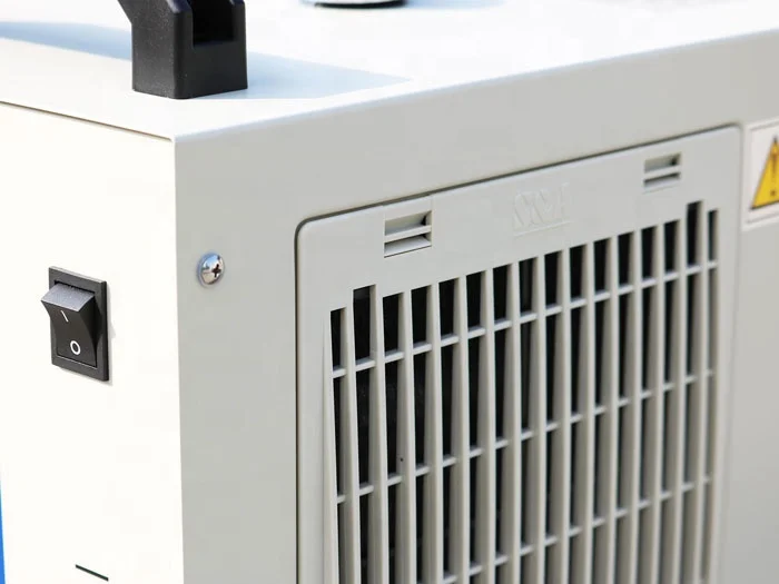  Самый популярный Co2 лазерный водяной охладитель Cw3000/ Cw5000/ Cw5200/ Cw5300