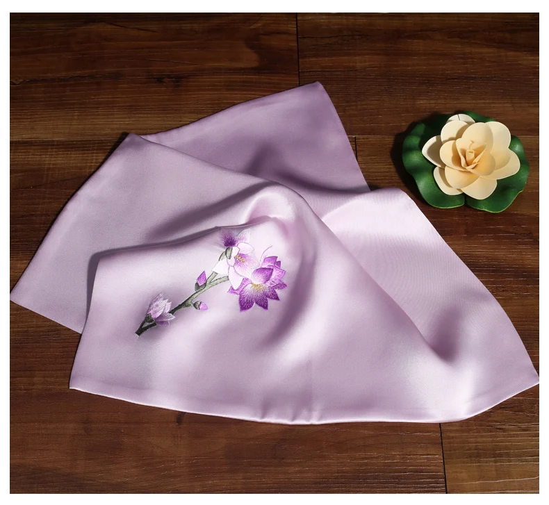 
100% embroidered mulberry silk handkerchief 