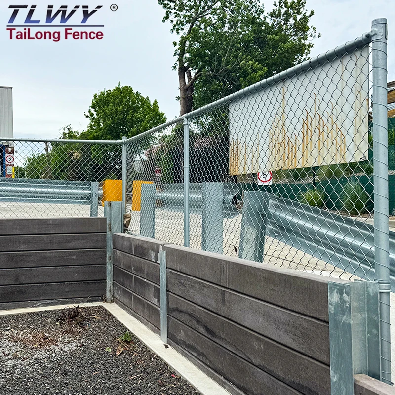 Wholesale 6ft Galvanized Chain Link Fence for Kennel Wire Mesh Fence Pvc Coated Chain Link Fence