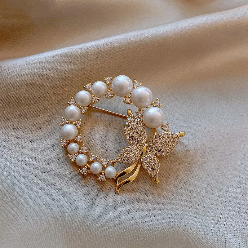 Wholesale Pearl Baroque Brooches Crystal Diamond Butterfly Brooch Pin Wedding Gift Brooch Fashion Suit Clothing Decoration