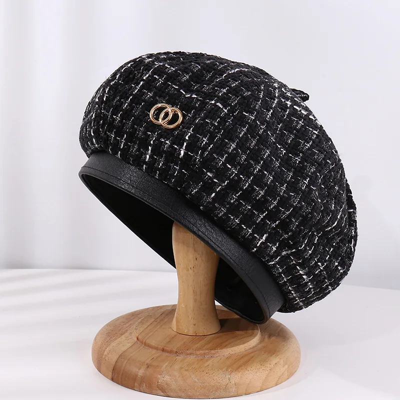 Newest Famous Hats Catalog Classic Designer Beret Luxury Elegant Grid Double C Hat Autumn Women Fashion Warm Octagonal Hat