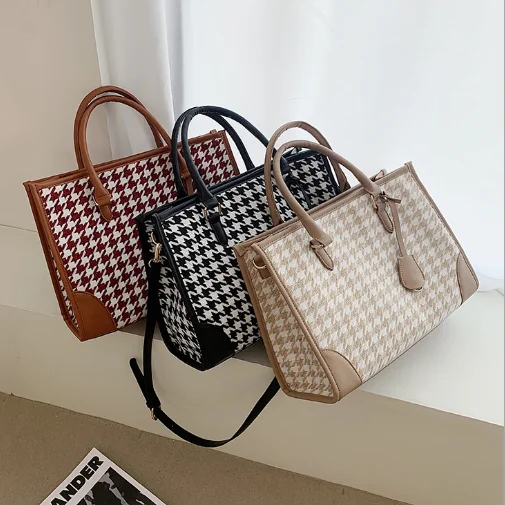 2021 Large Capacity Plaid High Handle Classic Vintage Large Tote Bag Crossbody Long Strap Simple Stylish Fashion Handbags