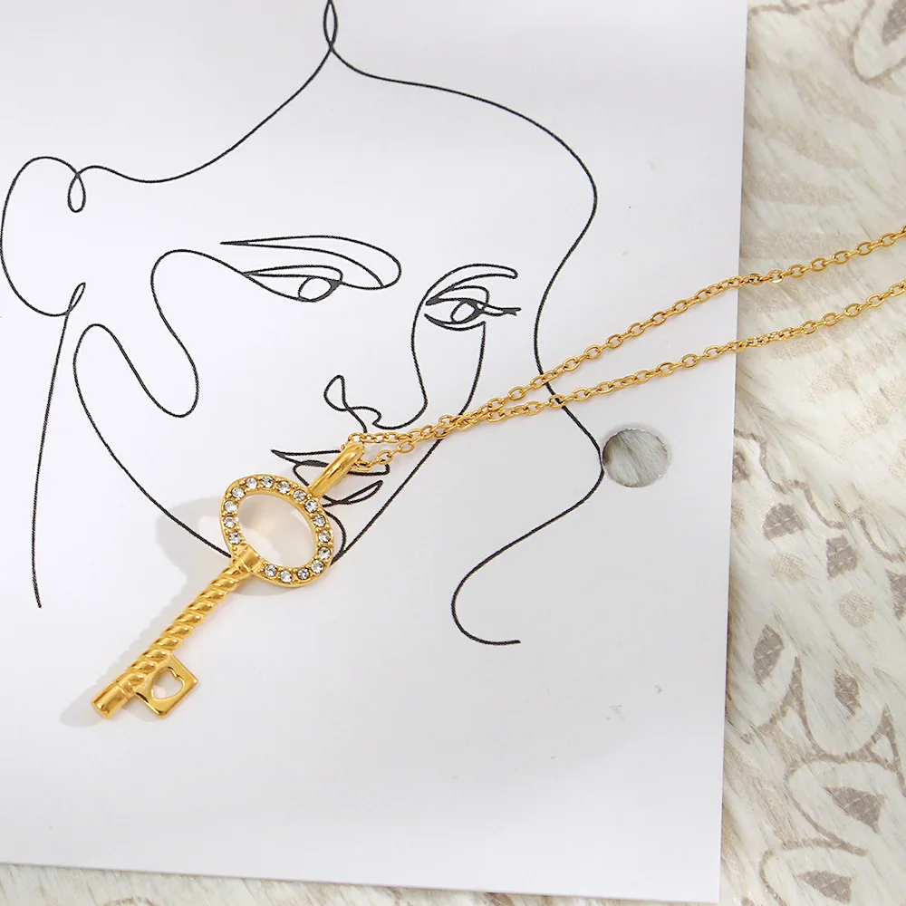 Ins Korean Gold Plated Stainless Steel Key Pendant Necklace Titanium Steel CZ Cubic Zirconia Key Necklace For Party