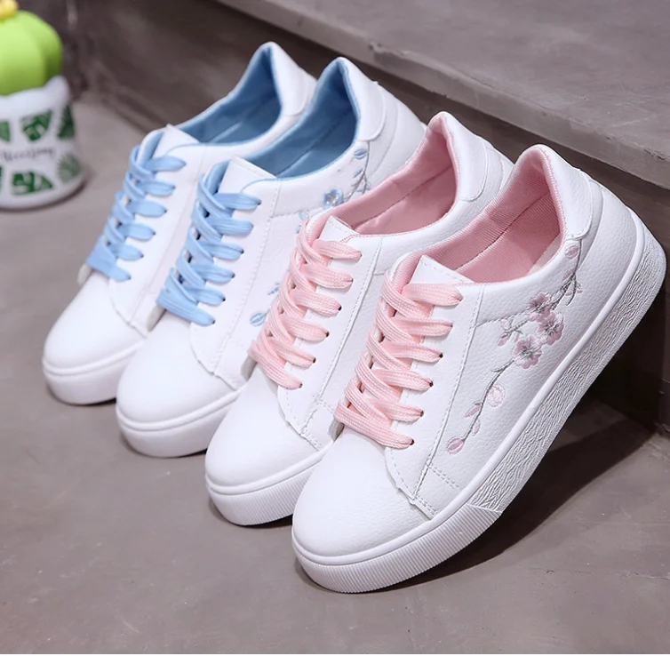 Ladies Casual Shoes Embroidered Fashion Student Shoes