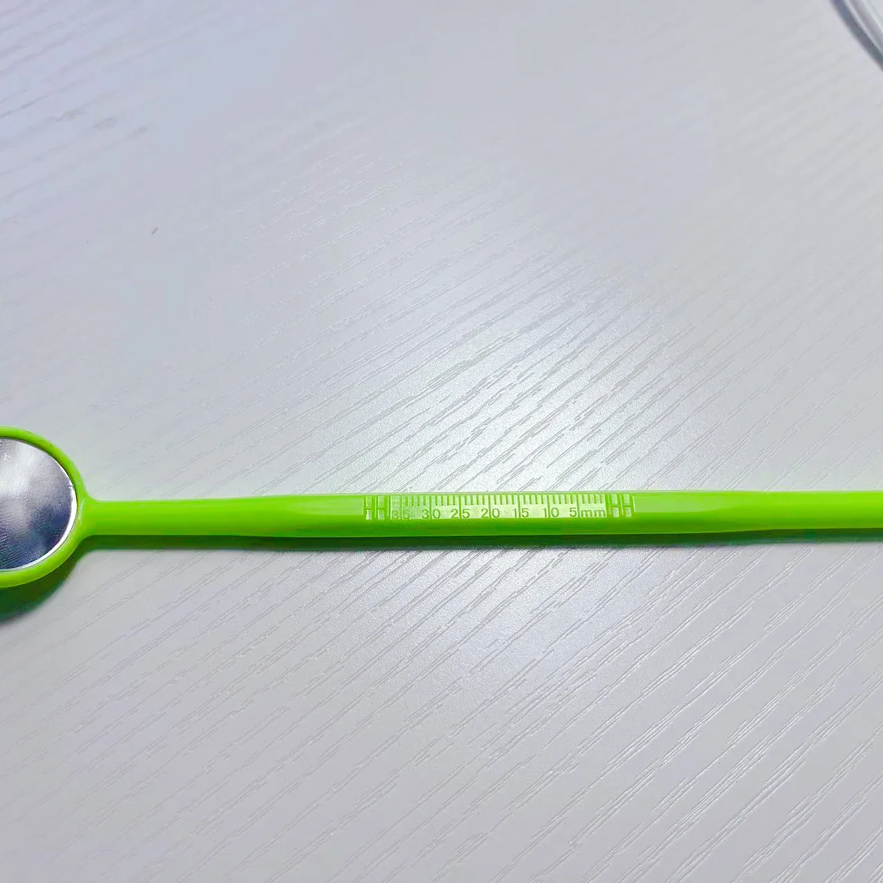 SJ High Quality Dental Mouth Mirror Medical Saliva Suction Exam Plastic Disposable Dental Mirror with Suction Tubes