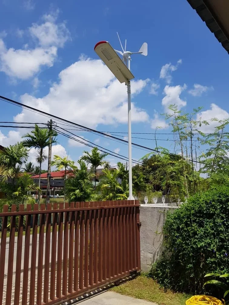 High Brightness Wind Hybrid Solar LED Street Light INTEFLY Factory Supply 12V/300W Wind Turbine Solar Hybrid LED Street light