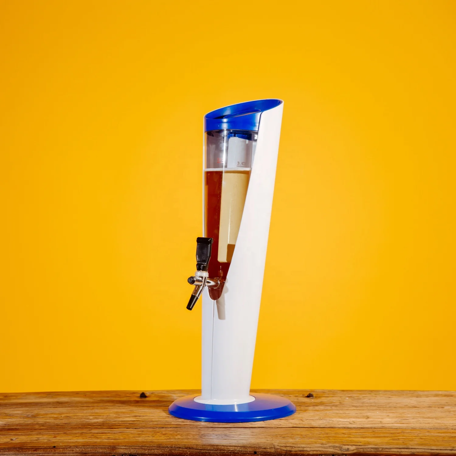 Custom hot bar Desktop Beer Tower 3 liters  Drink juice machine can be filled with ice light autonomous Drink Dispenser with tap