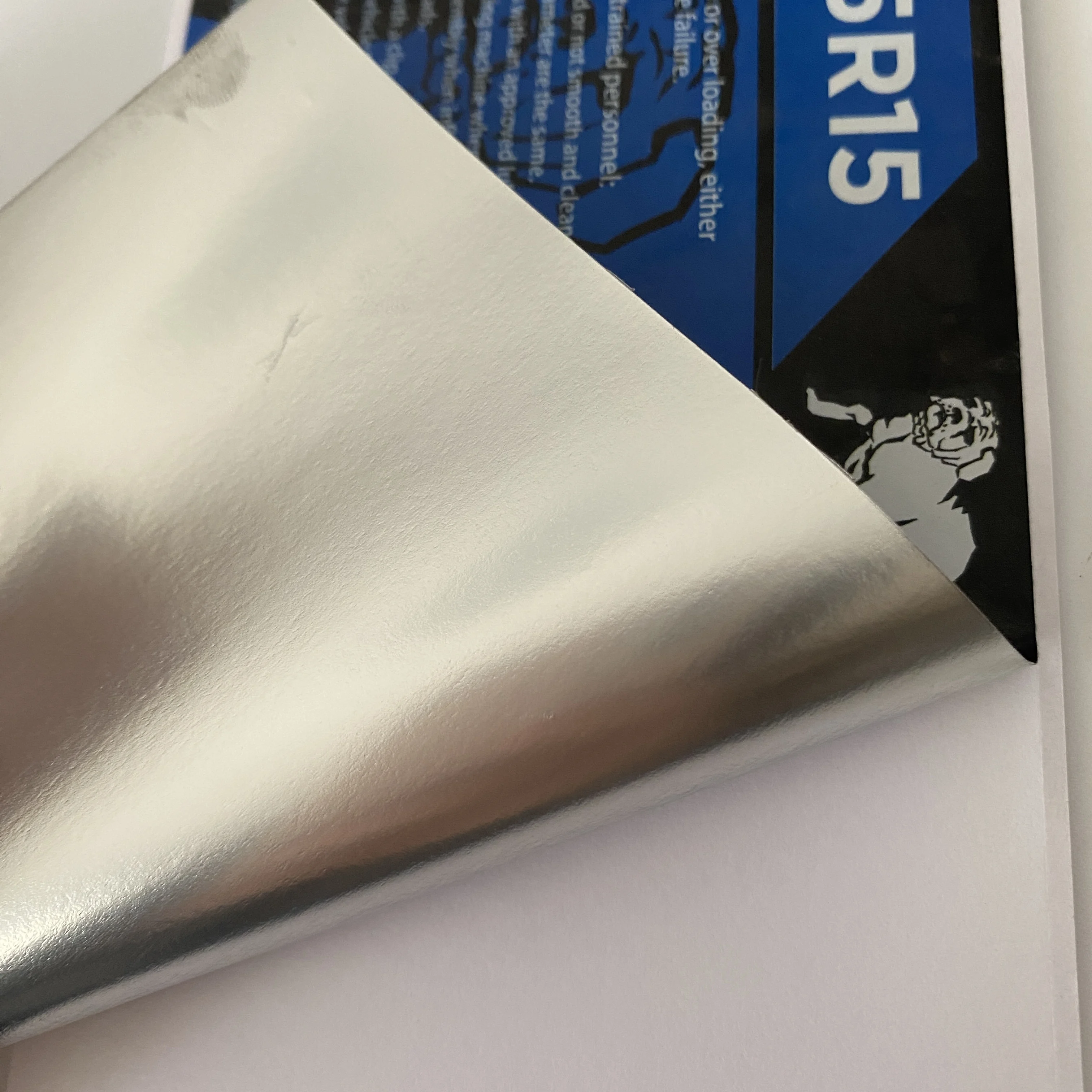 Custom High Quality Tire Label Semi-glossy Vinyl Paper Barcode Tyre Labels Self Adhesive Label Sticker For Tire