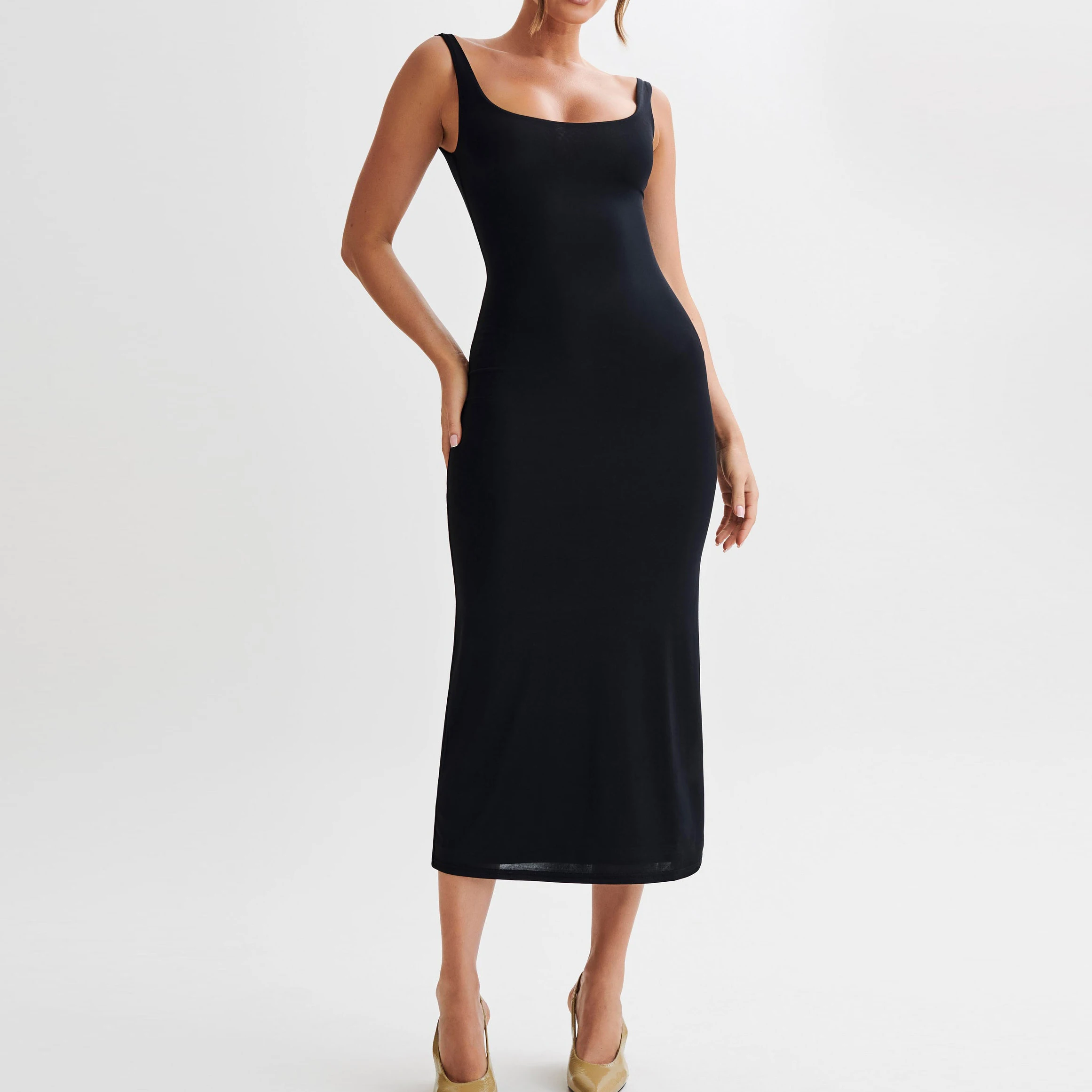 Custom Elegant Lady Scroop Neck Sleeveless Black Midi Long Dress For Women