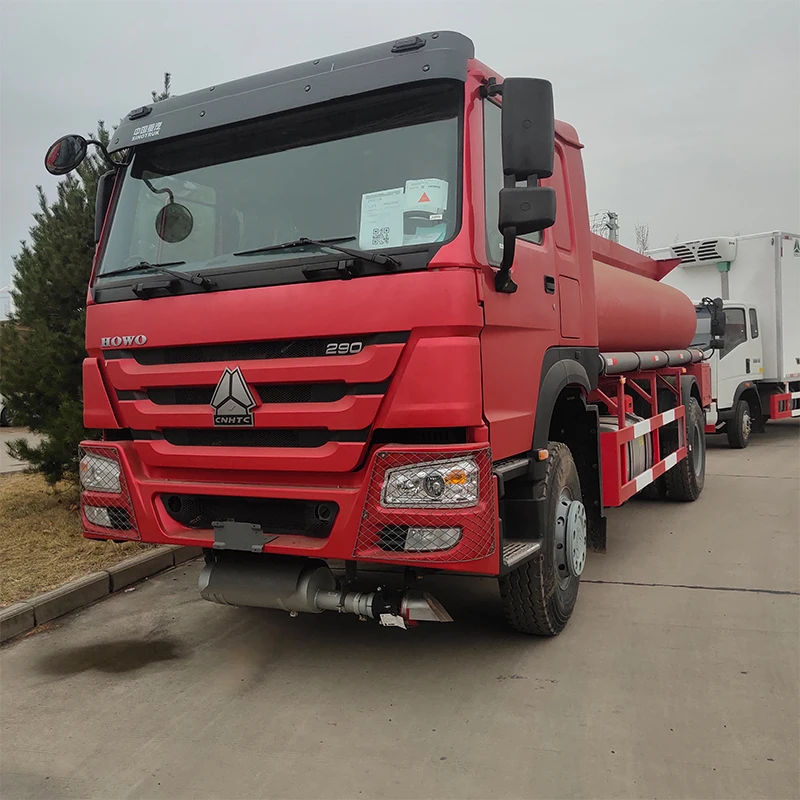 Sinotruk Howo 4x2 6 Wheeler Fuel Tank Truck 10cbm Howo Oil Tanker Truck With Pump