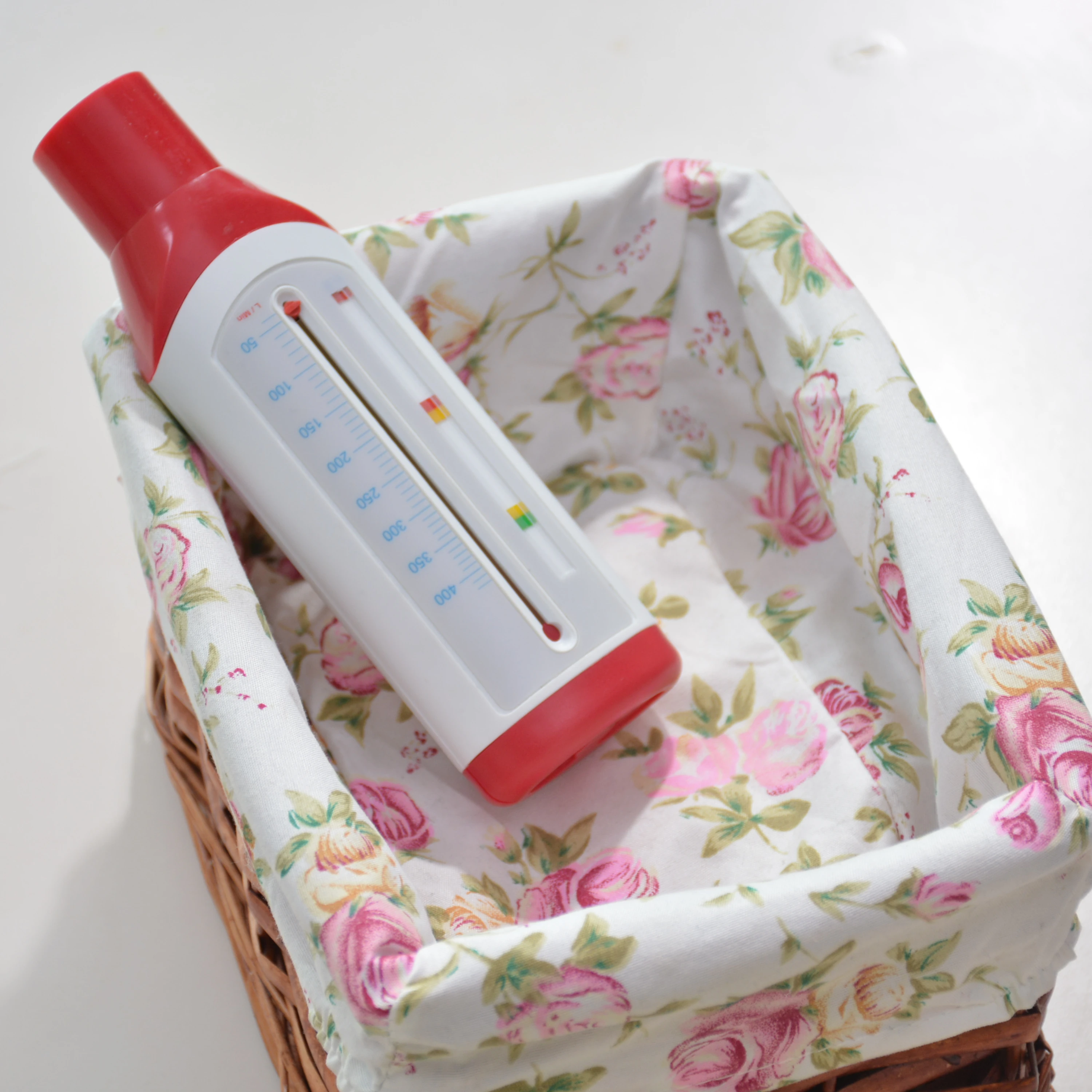 
Medical lungs spirometer- peak flow meter 