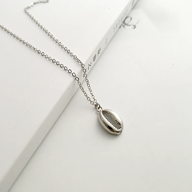 Simple Copper Shell Millet Shape Pendant Necklace Women Unique Sea Shell Cowrie Thin Chain Choker Ocean Summer Jewelry Wholesale