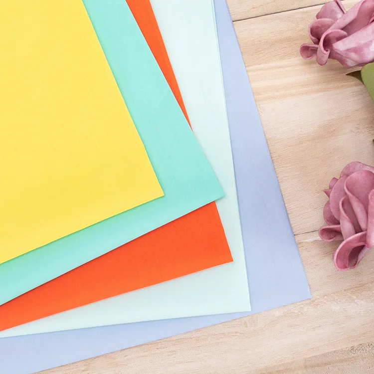 The organic newest 2024 light weight minimalist 40s cotton woven poplin solid fabric rolls for shirt