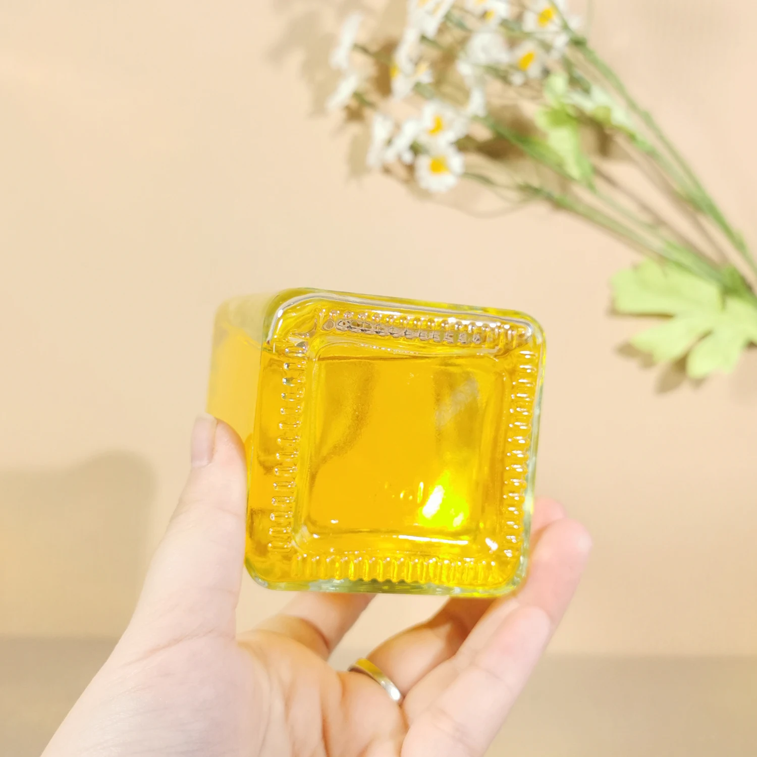 Wholesale 250ml 300ml 375ml 500ml Brandy Sake Whisky Rum Square Empty Glass Liquor Wine Vodka Bottle with Cork Lid