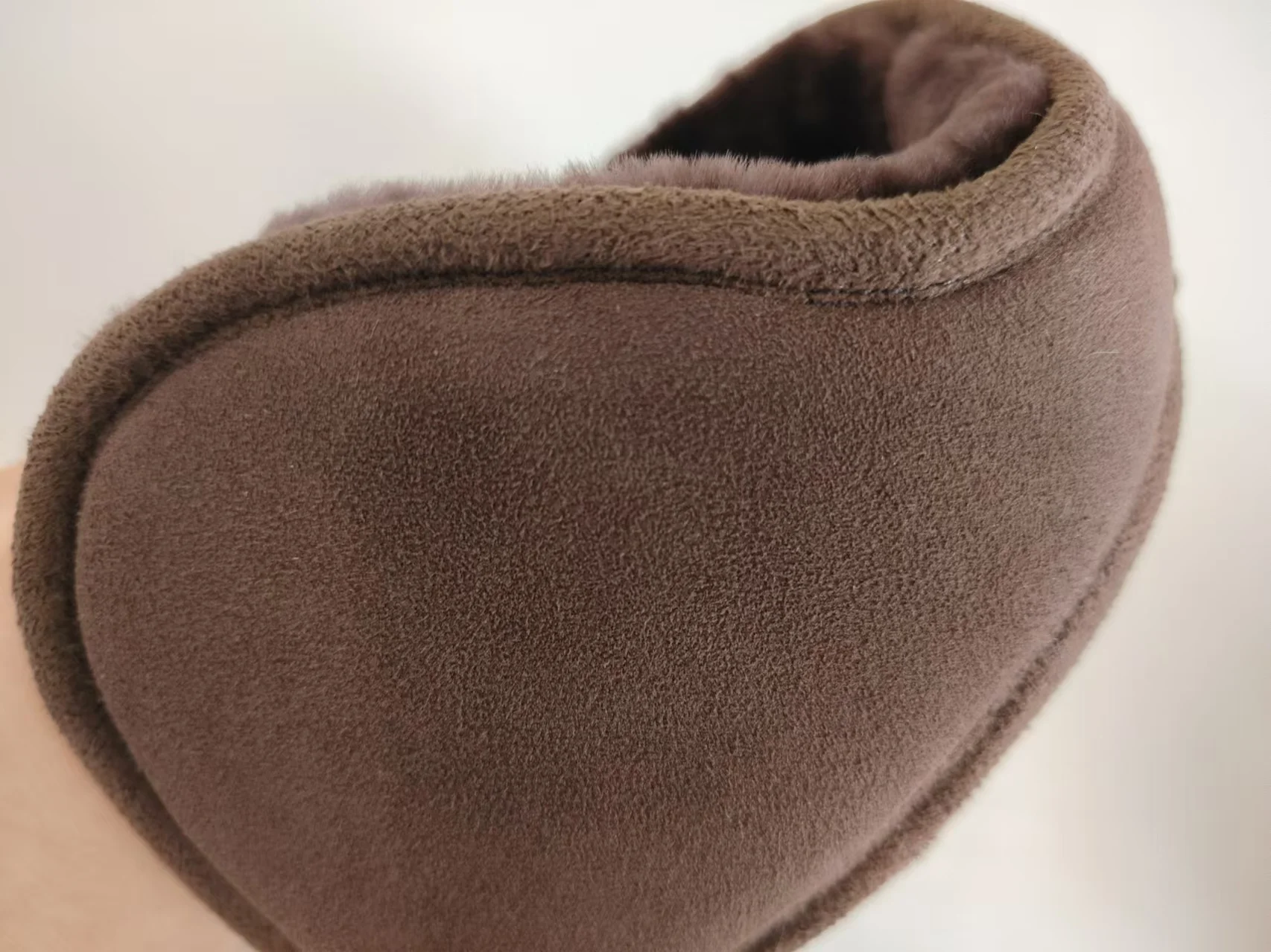 Wholesale Classic Fashion Suede Real Sheepskin Men Winter Warm Merino Fur Earmuffs