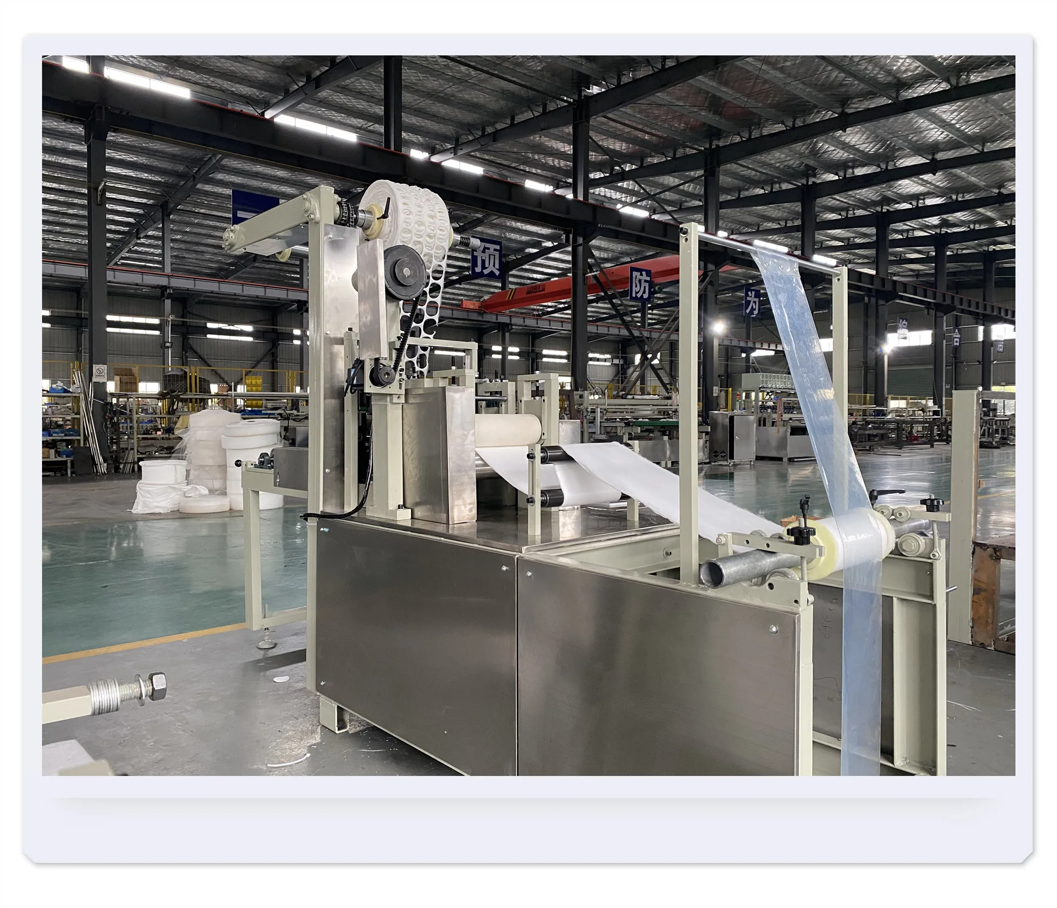 china top manufacturer round cotton pad makeup making machine and packaging