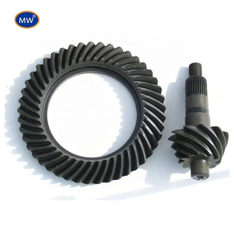 Differential bevel gear crown wheel bevel and helical pinion