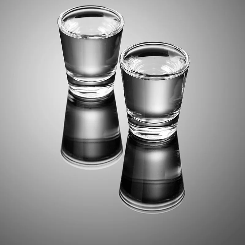 100pcs Logo printing Customized V shape Transparent Glasses tequila Whiskey 2oz shot glasses