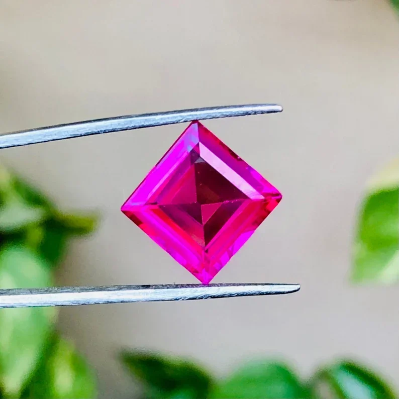 Top Brand New 9.70 Ct Pink Ruby 12x12x5 MM Radiant Square Shape Corundum Faceted for Jewelry Making Red Diamond for Rings