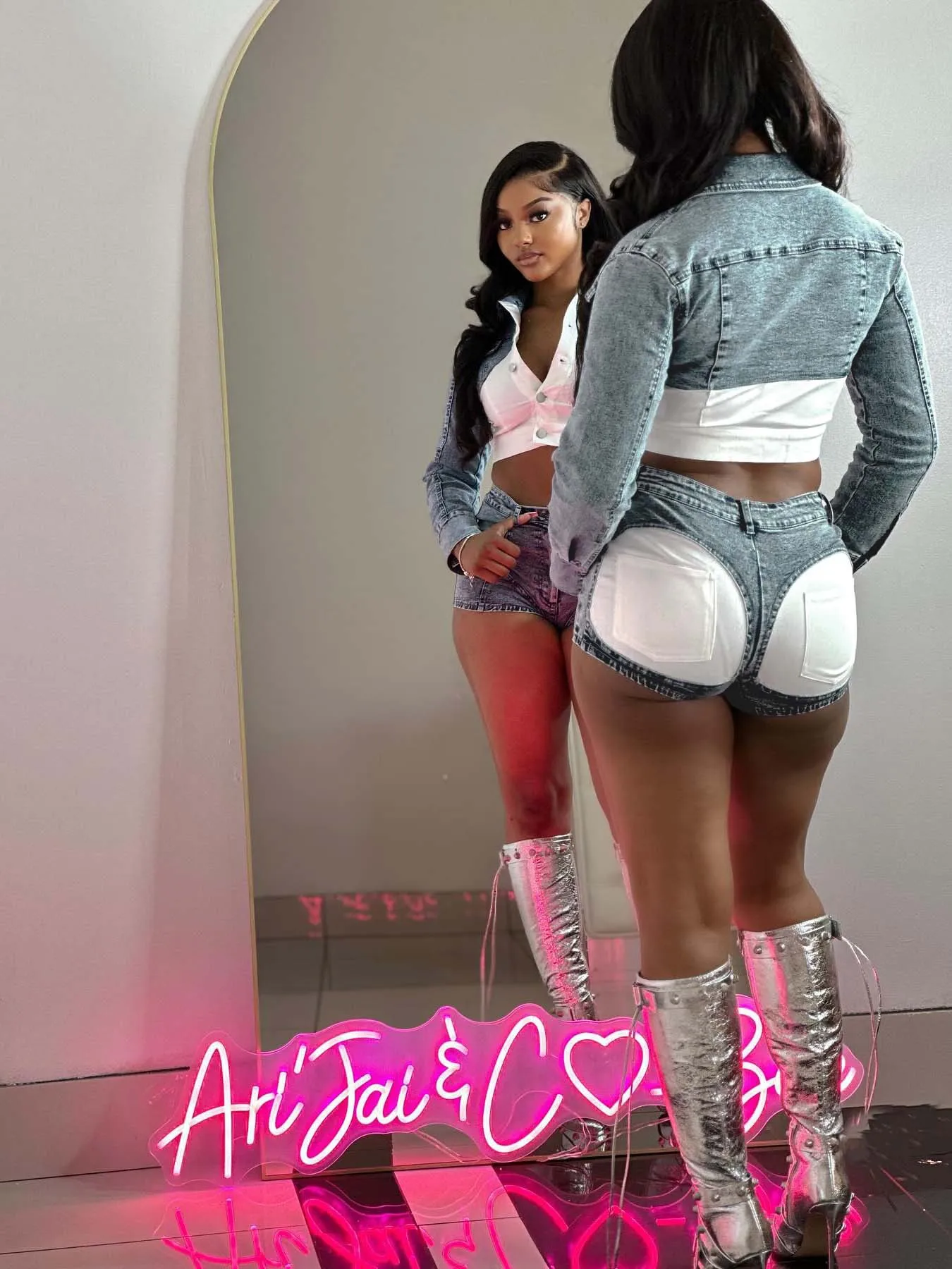 2024 New Color Block Stretch Denim Two Piece Set with Denim Jacket and Shorts Casual Fashion Outfit