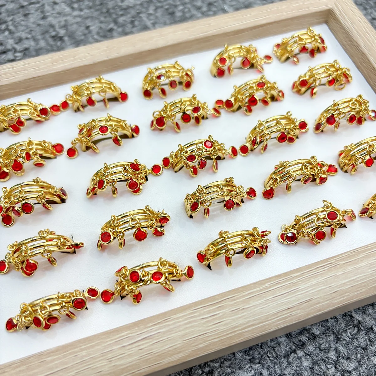 Jxx factory price novel ring jewelry new design zircon rings copper alloy gold plated women ring