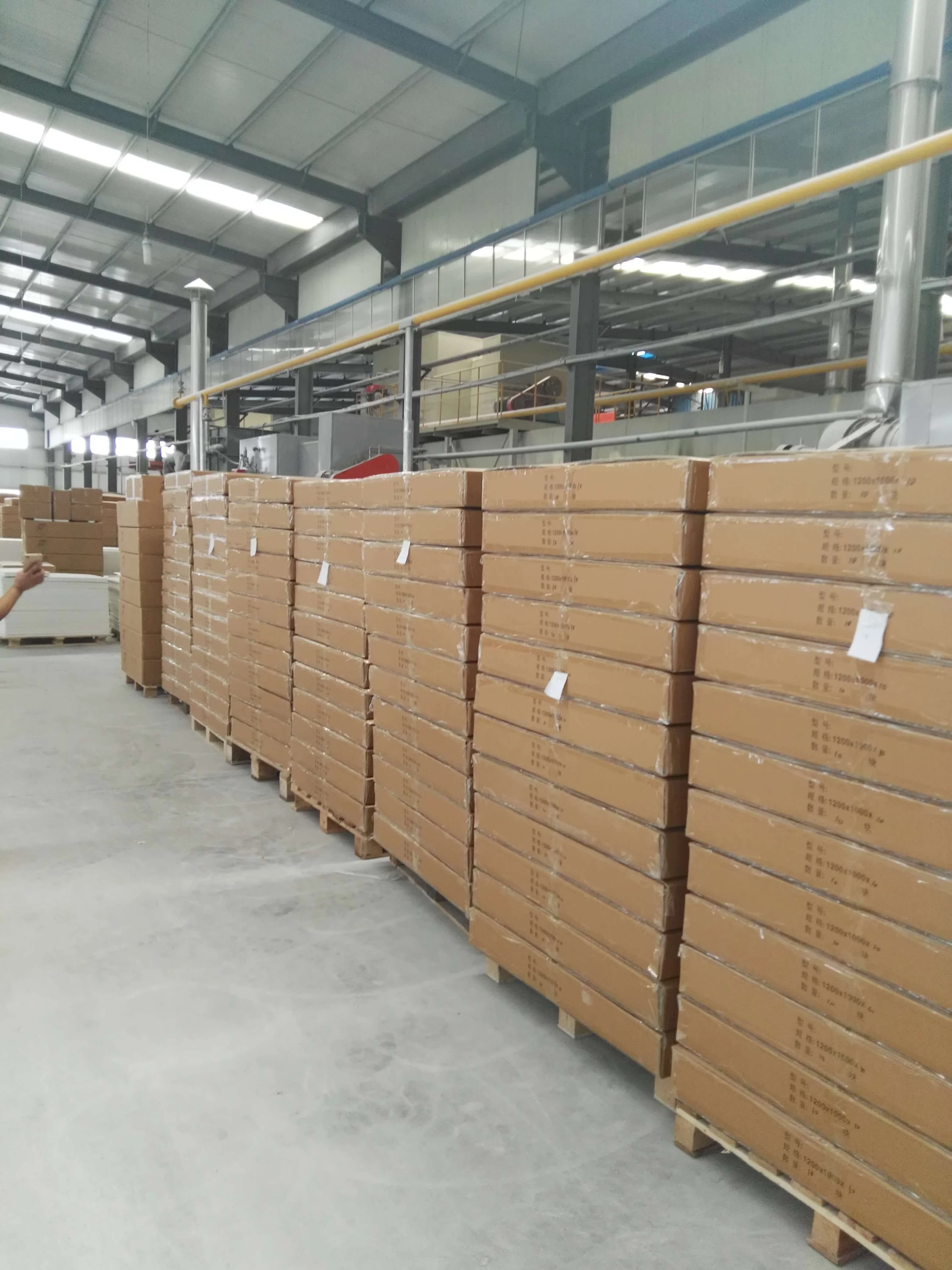 High temperature refractory ceramic insulation board