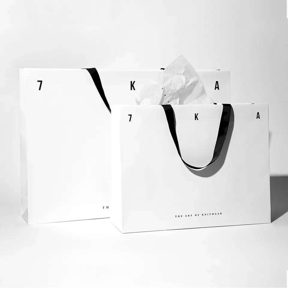 Custom Printing Cloth Cosmetic Shoes White Gift Paper Bags with Handles