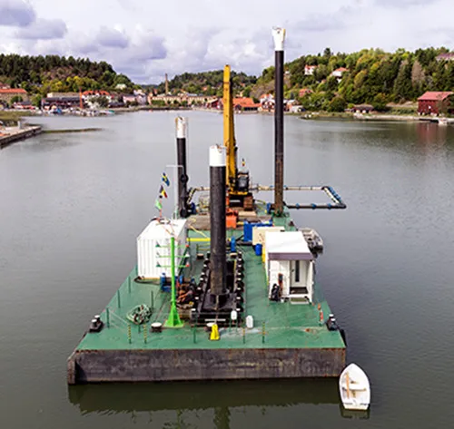 Popular excavator floating Pontoon Barge with spud system hot sale in Europ