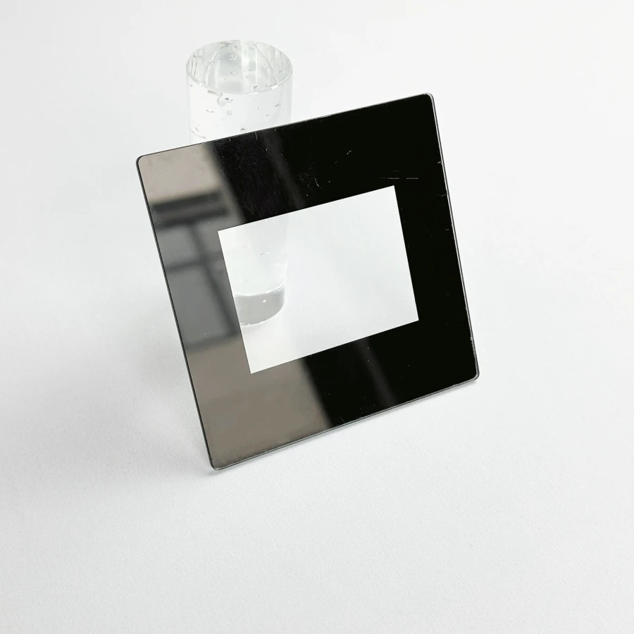 Custom Flat 0.5mm 0.7mm 1mm 2mm Ultra Thin Corning Gorilla Tempered Silk Screen Printing Glass Display Touch Screen Cover