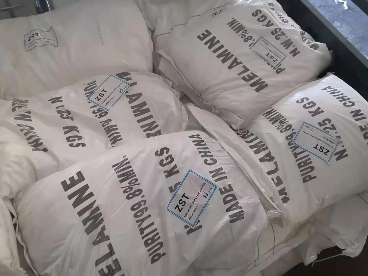 Меламиновый порошок, 99.8% меламин, высокое качество