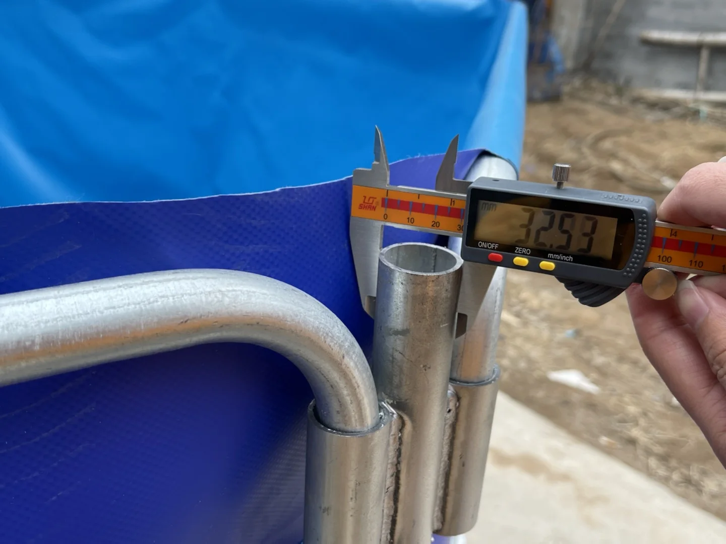 Laminated technology & Hot-melt Coating technology  High quality galvanized pipe round fish pond   Customizable size