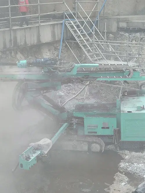 Высокий крутящий момент гусеничный HFSF-200A буровая установка якоря для продажи