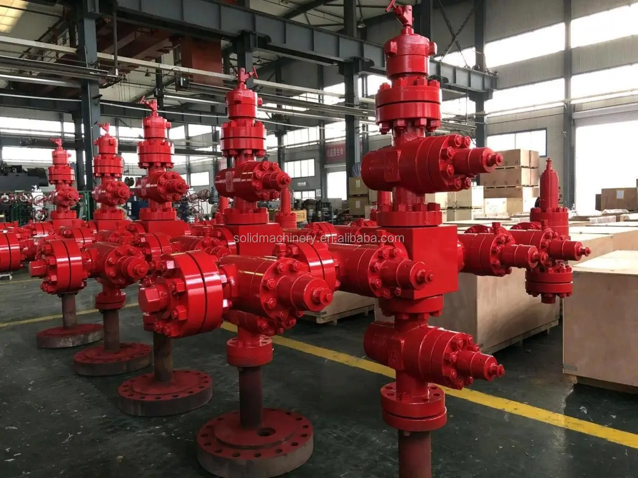 Oil production wellhead equipment Christmas Tree