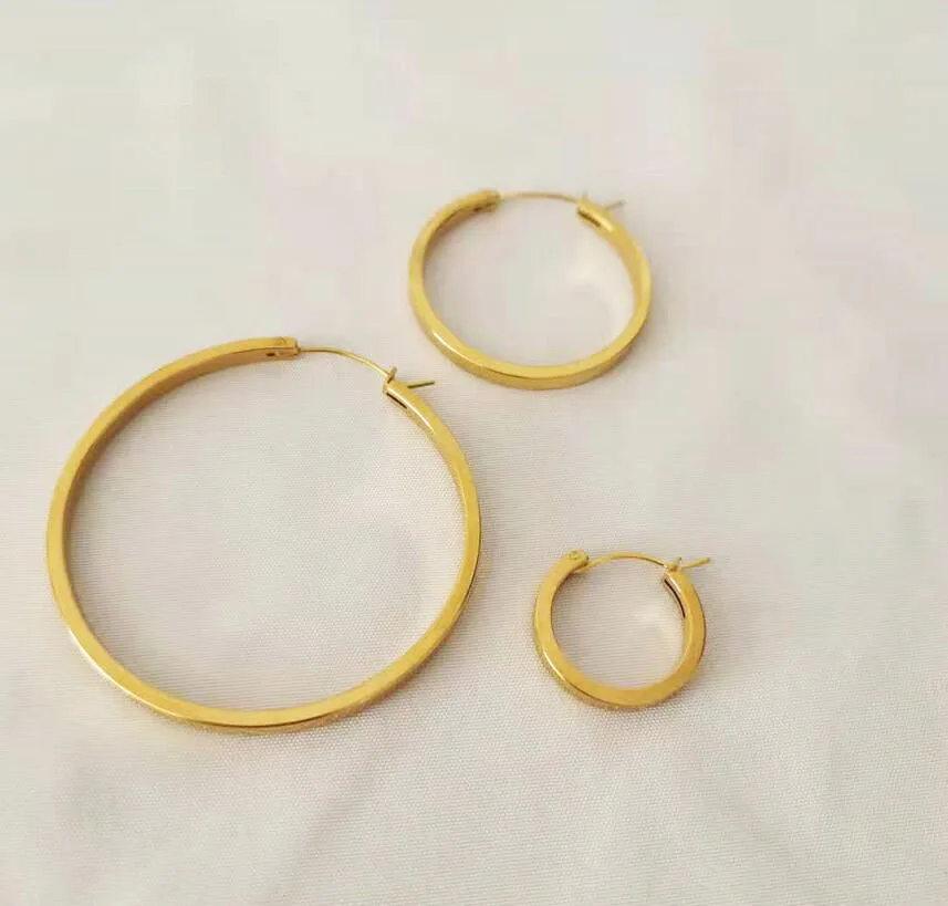 Минималистичные простые женские крупные большие золотые серьги-кольца