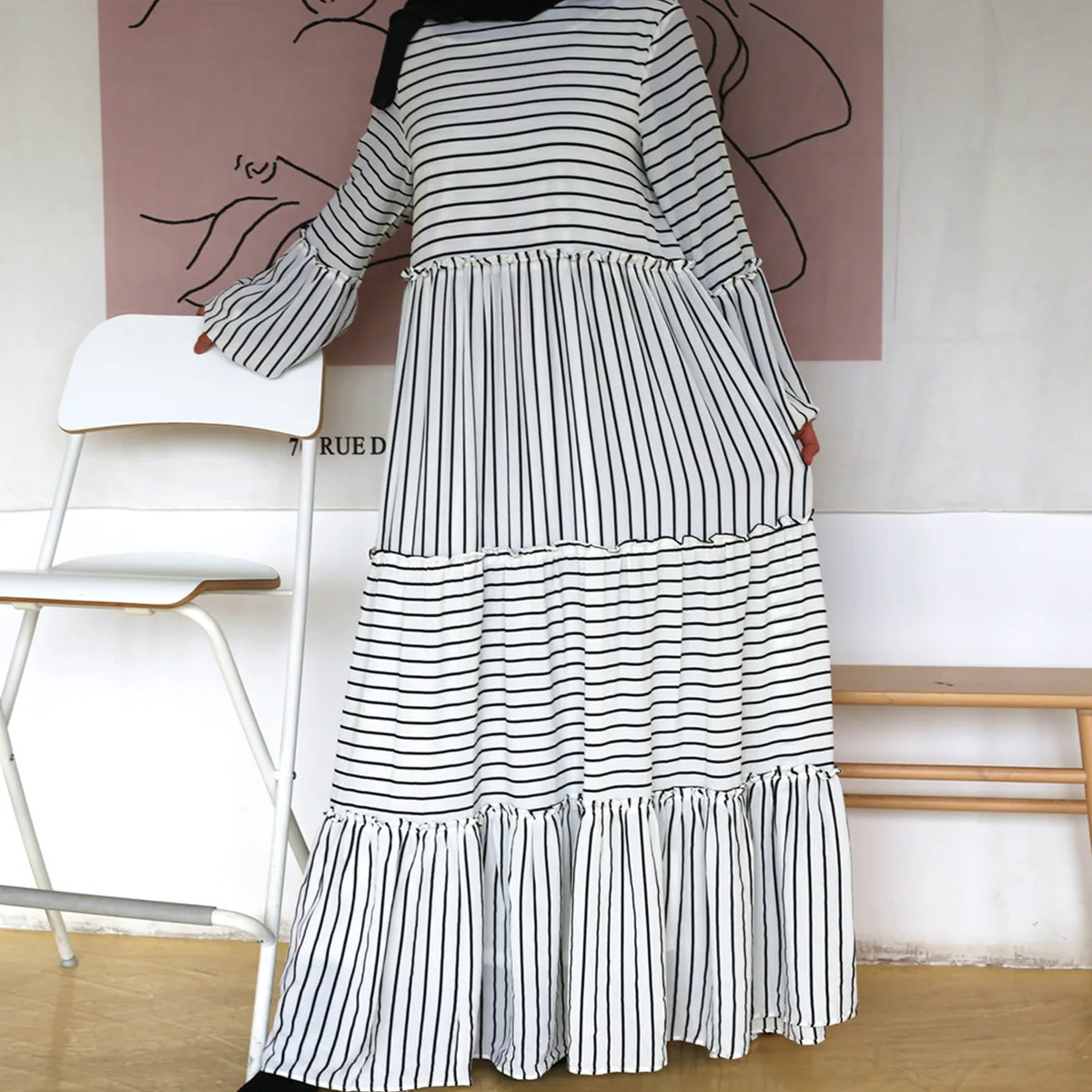 2021 Hot Selling New Fashion Dubai Women Multi Color Muslim Full Sleeve Dress Striped Print Long Skirt