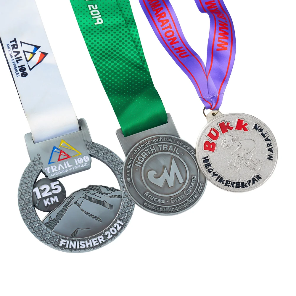 Custom Manufacture Soccer Medals Insert Sticker Metal Winners Medallion Trophy Award Gold Ribbon Metal Medals For Tennis