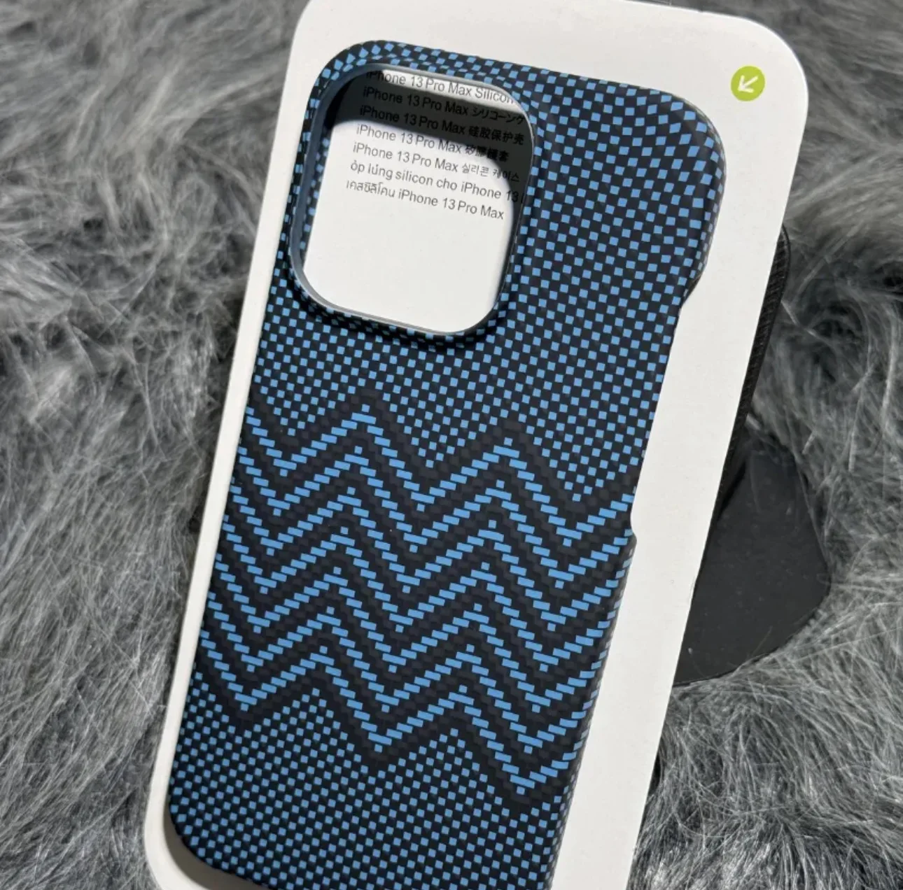 New Arrival Carbon fiber pattern Wavy grain Phone Case for iPhone 16 15 13 14 Pro Max 12 Shockproof Cover