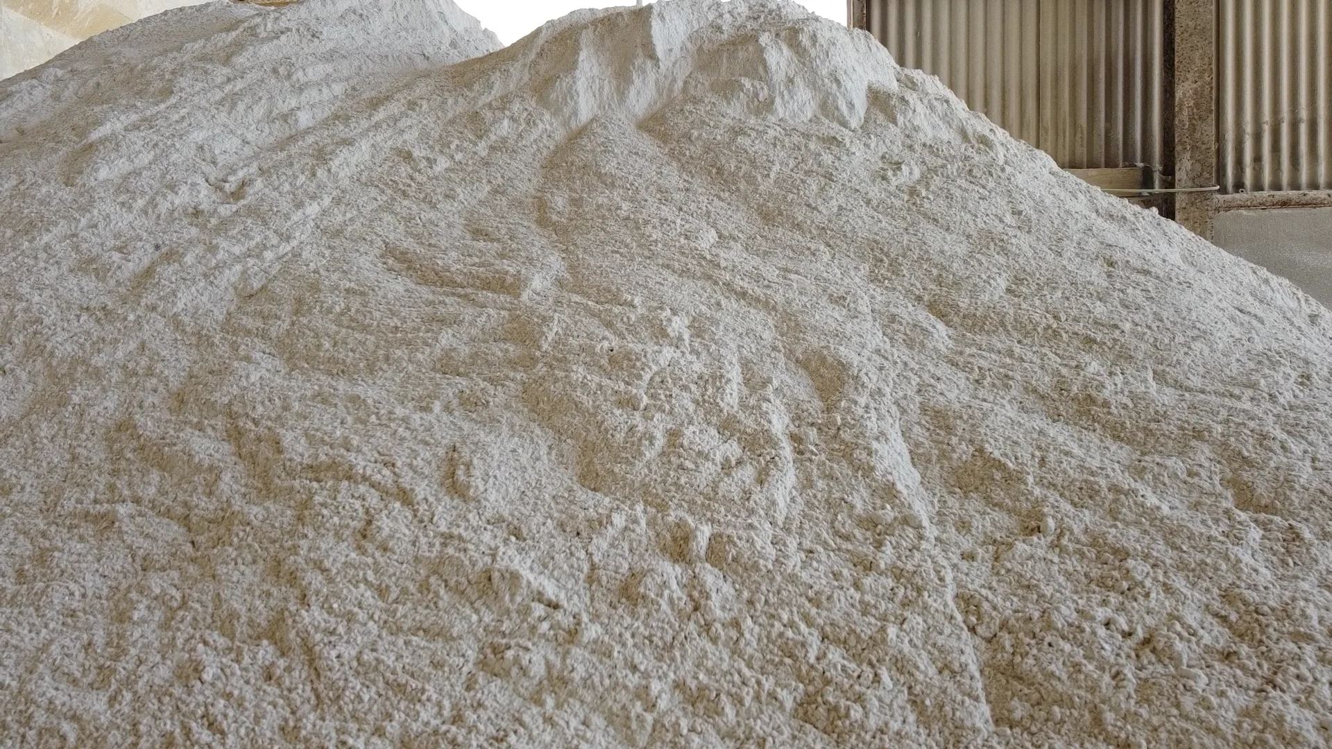 Japanese Soluble Organic Calcium Silicate Slow Release Fertilizer