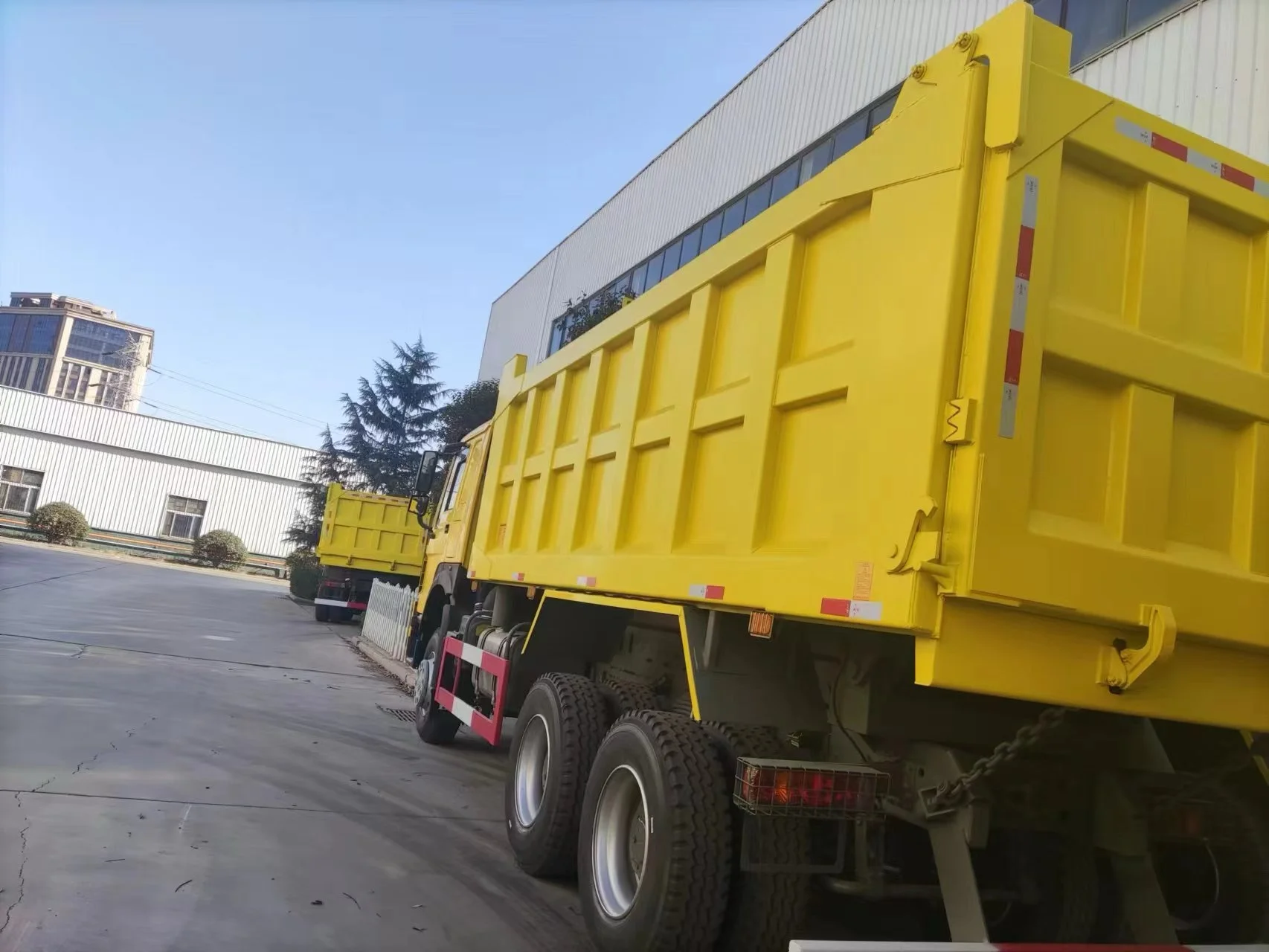 Hot Sale Howo 6*4 Good Price Dump truck New truck and Used Price Low Price for 10 Wheels Dump Truck