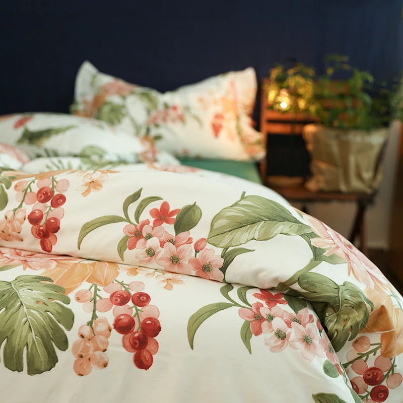 OEKO-TEX по индивидуальному заказу постельных принадлежностей OEM 100% хлопок набор постельных принадлежностей класса люкс с принтовым дизайном, набор стеганых одеял