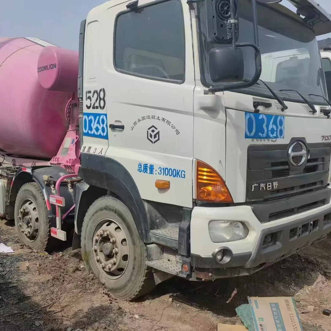 used japan made 8-10m3 hino 700 concrete mixer truck 2015 model Construction Used Concrete Mixer Trucks