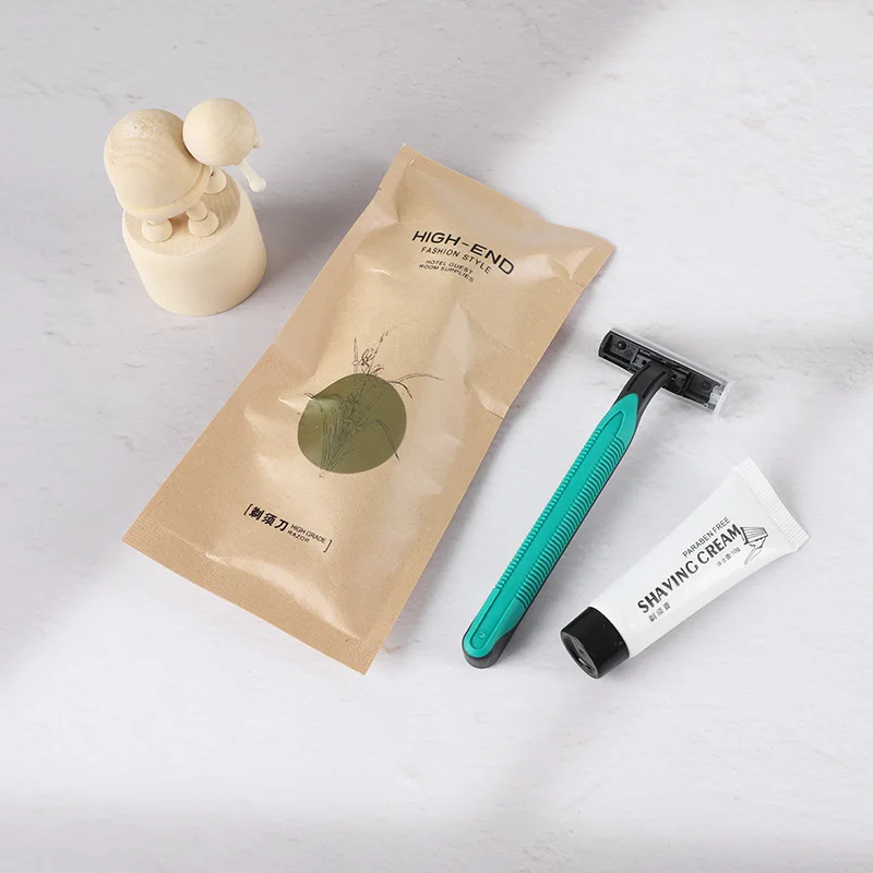 Hotel Customized Amenities Kit Biodegradable Kraft Paper Bag Packaging Dental Kit Shaving Kit