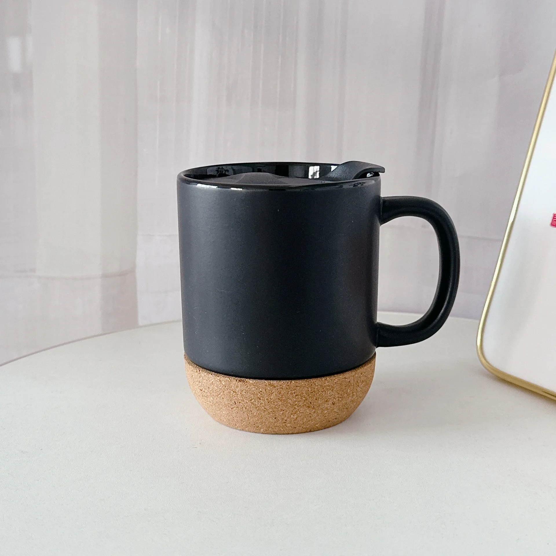 Promotion custom logo gift mugs 12oz Simple Cork-Bottom Ceramic Coffee Cup with lids