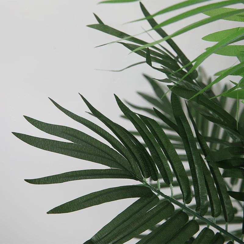 Amazon hot selling 130cm balcony polyester leaves artificial palm tree in pot