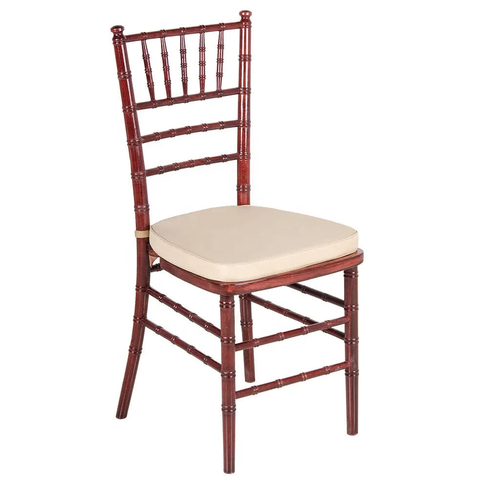 Стулья Chivari с подушками