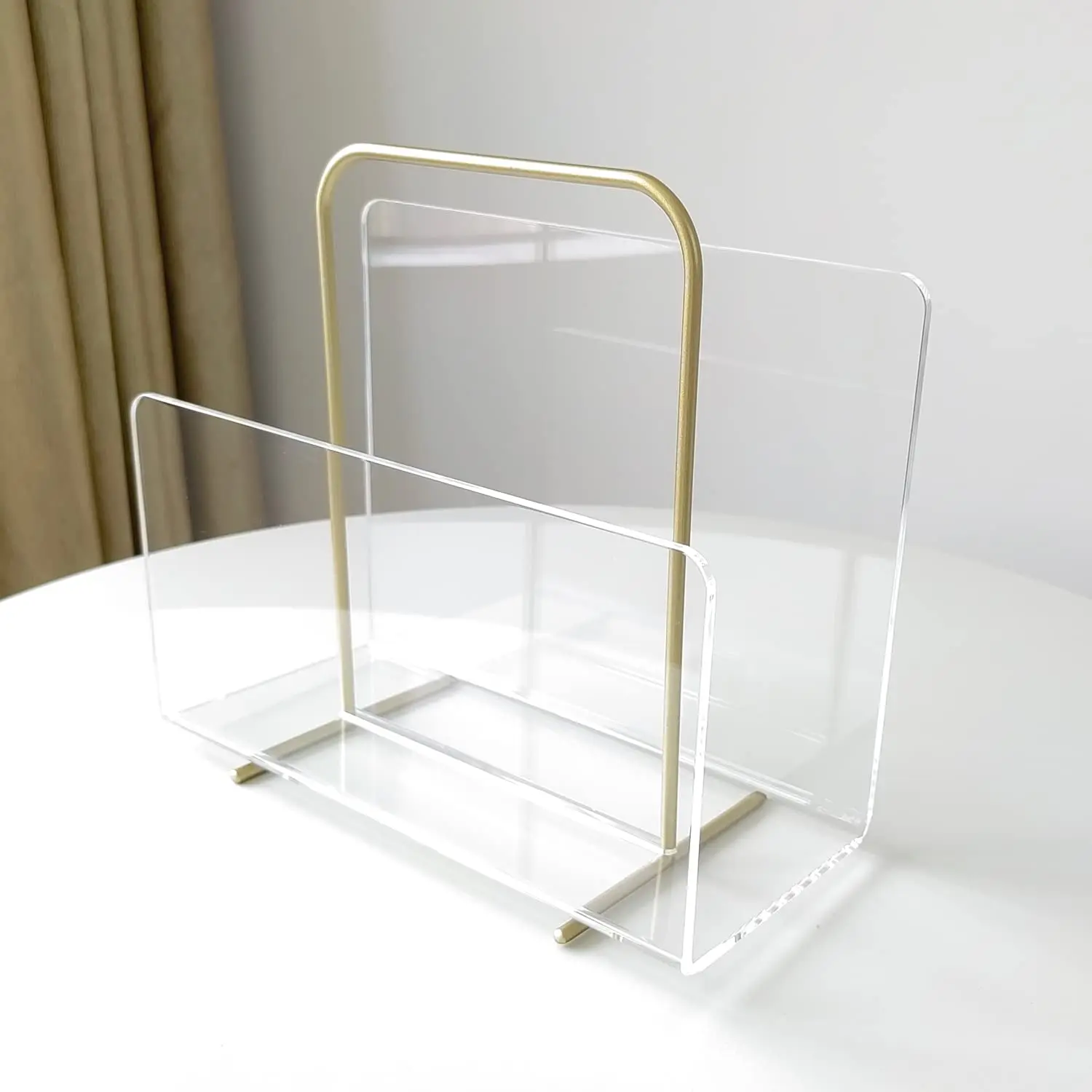 Wholesale Transparent Magazine Rack Acrylic Newspaper Holder Wall Mounted Magazine Holder