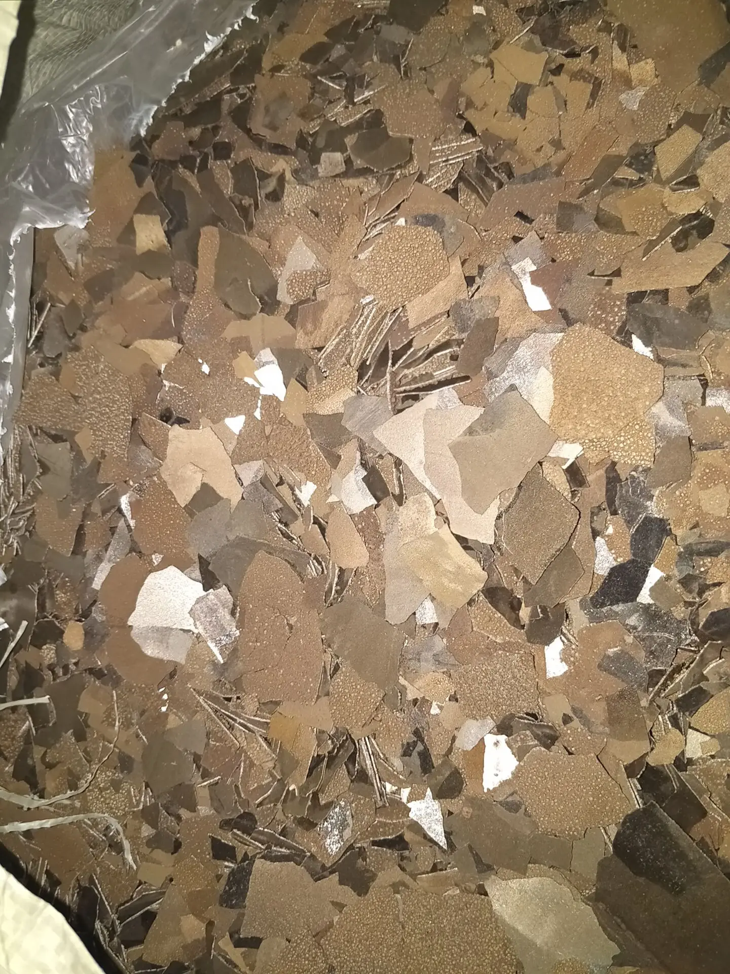 
China high quality Electrolytic Manganese flakes 