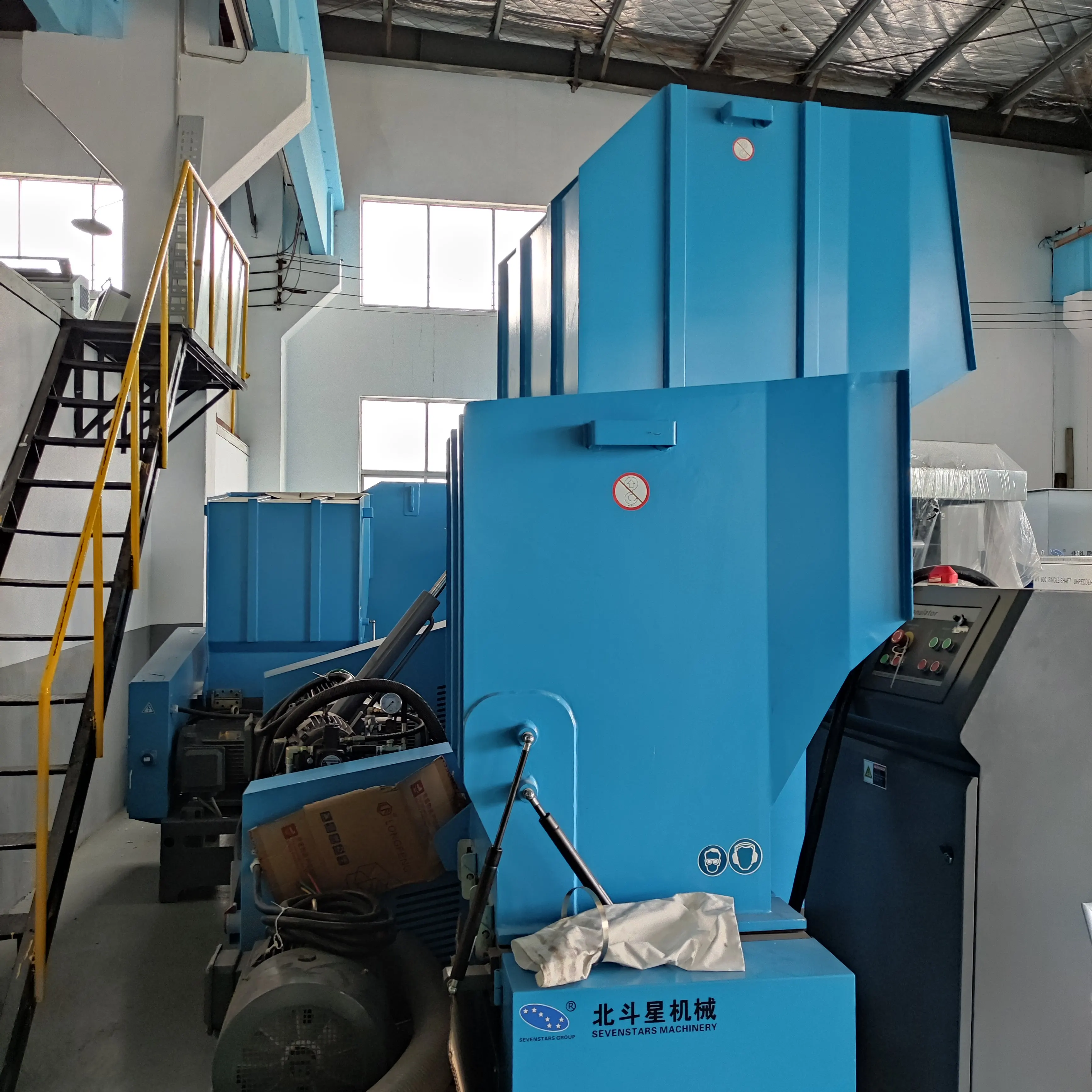 Cheap Price Automatic New Technology Recycling PE PP PVC PET Bottle Waste Plastic Crusher