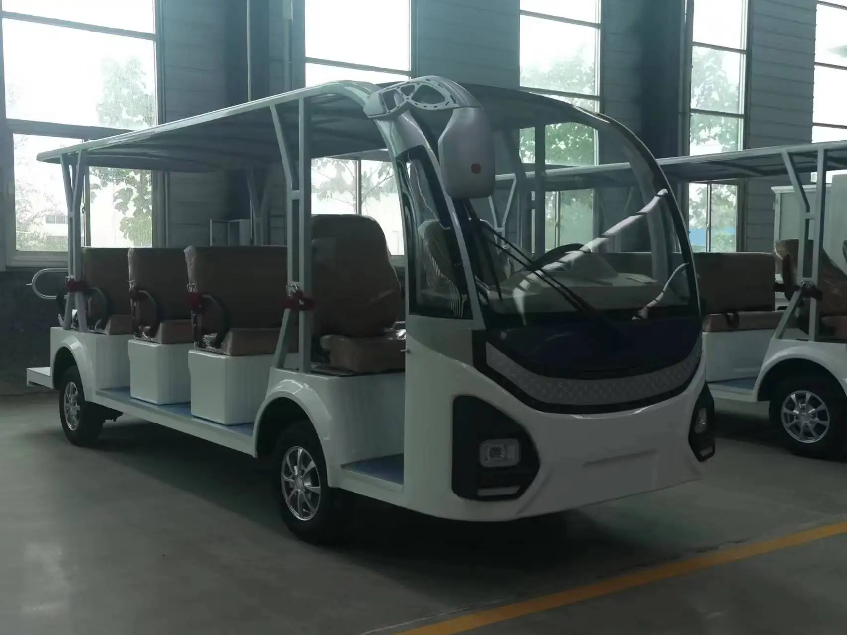 8 11 14 Passenger Resort Bus Tourist Shuttle Bus Electric Sightseeing Car with door